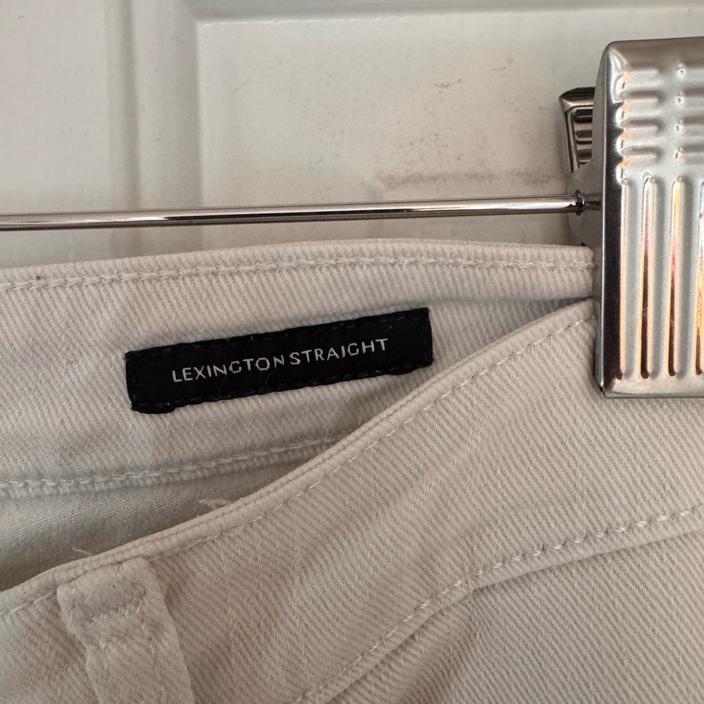 Jones New York Signature Lexington Straight Women’s White Jeans size 8 - Picture 8 of 11